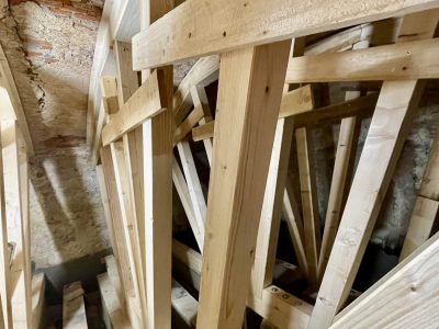 Abstützung historischer Gewölbekeller; Freiburg